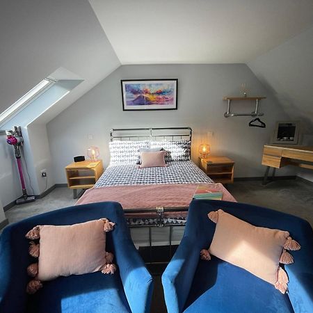 Riverside Apartments Kilmaluag ภายนอก รูปภาพ